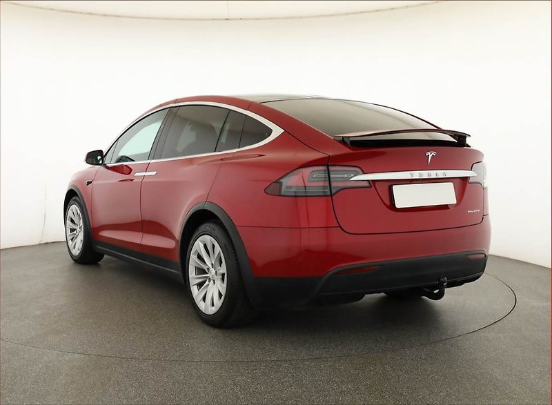 Tesla Model X (2020) Long Range Plus, SoH 93% - fotka 4 z 25