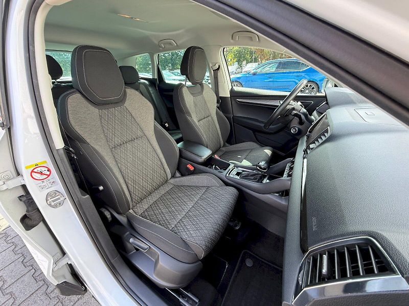 Škoda Karoq (2023) 1.5 TSI 110 kW DSG Style - fotka 21 z 23