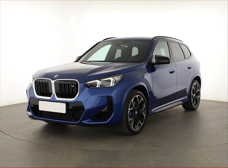 BMW X1 (2025) M35i xDrive - fotka 2 z 23
