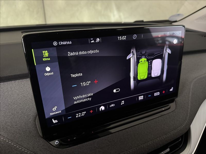 Škoda Enyaq 80 150kW LED Matrix Assist - fotka 37 z 45