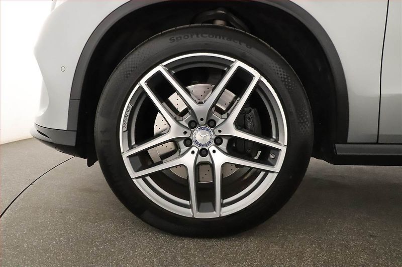 Mercedes-Benz GLE (2016) AMG line 400 4MATIC - fotka 12 z 27
