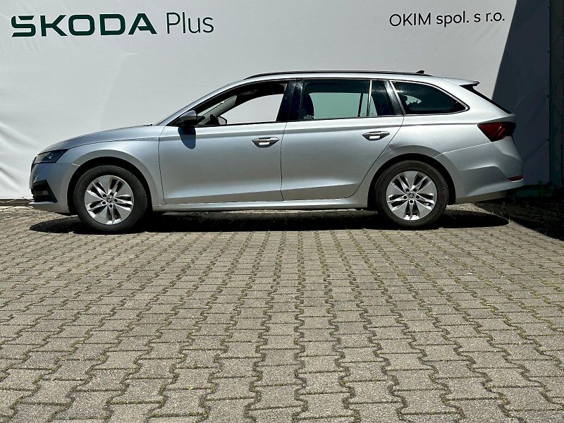 Škoda Octavia (2022) 2.0 TDI 85kW Ambition Combi - fotka 3 z 22
