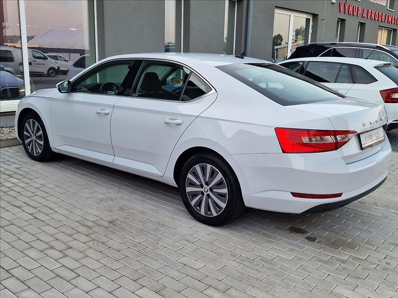 Škoda Superb 2.0TDI 110kW,původ ČR,1.Maj - fotka 7 z 50