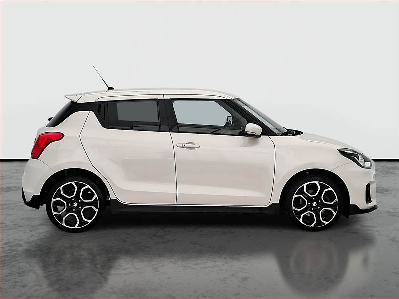 Suzuki Swift (2022) 1.4 BoosterJet Sport - fotka 6 z 19