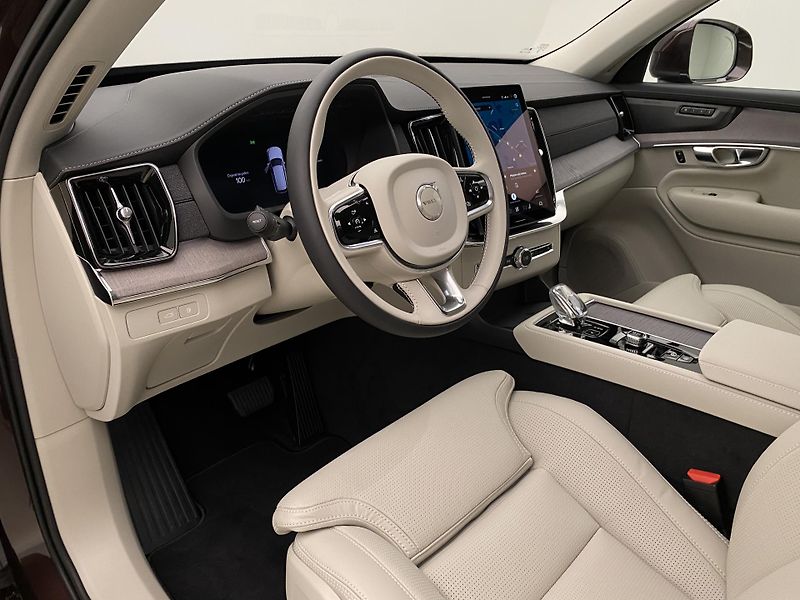 Volvo XC90 (2026) T8 AWD Plug-in BRIGHT PLUS 7m - fotka 26 z 67