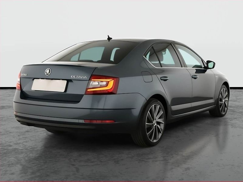 Škoda Octavia (2018) Laurin&Klement 2.0 TSI - fotka 5 z 20