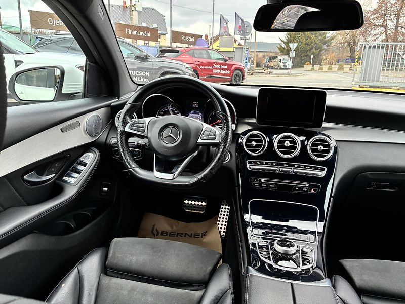 Mercedes-Benz GLC 250d-150kw,4x4,COUPE, AMG,AT  - fotka 16 z 36
