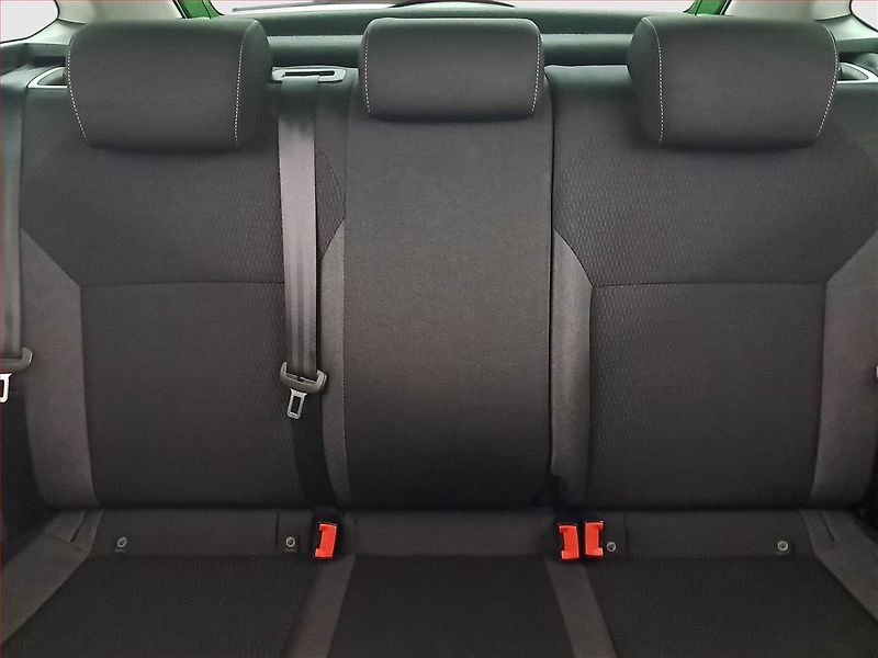Škoda Rapid (2015) Spaceback 1.2 TSI - fotka 10 z 20