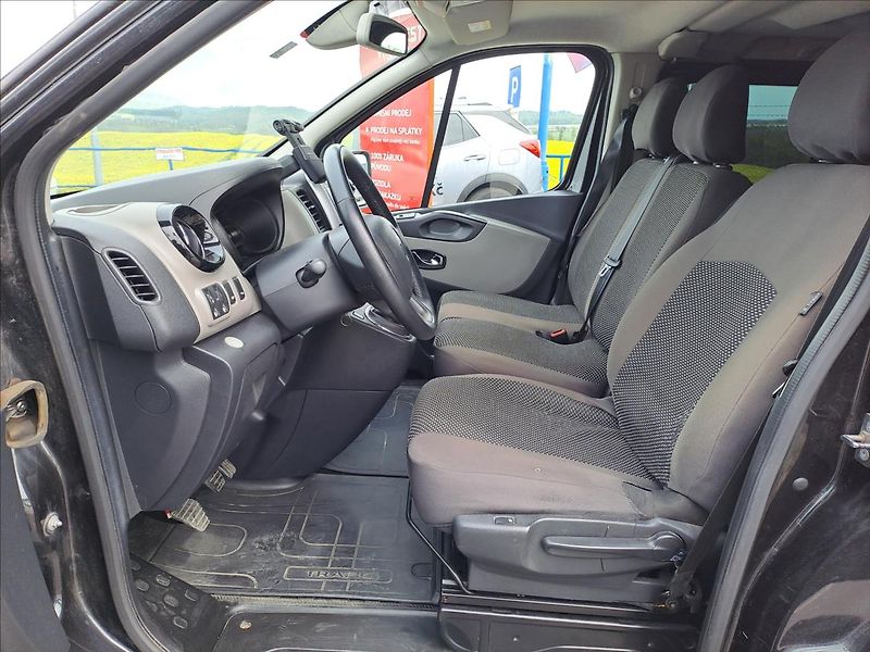 Renault Trafic 1,6 dCi 9 MÍST - fotka 5 z 14