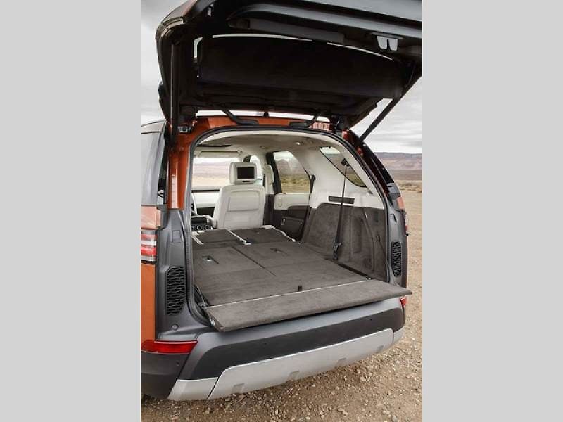 Land Rover Discovery.