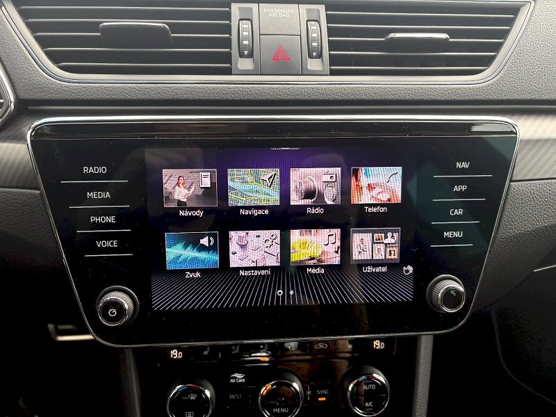 Škoda Superb (2021) DSG 2.0 TSI / 206kW / 4x4 / SP - fotka 23 z 34
