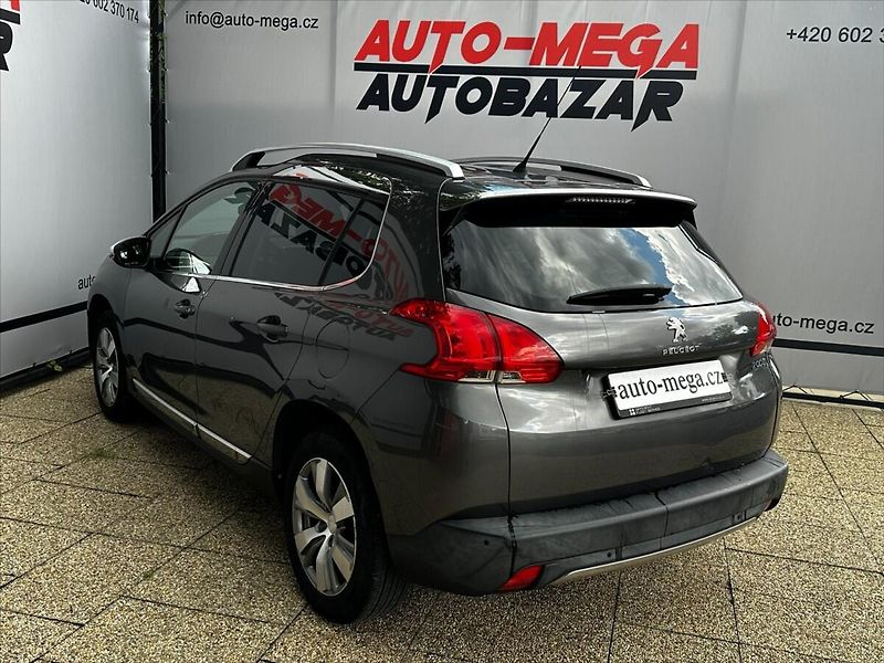 Peugeot 2008 1,2 i 60kW PureTech, ČR,1.maj - fotka 8 z 35