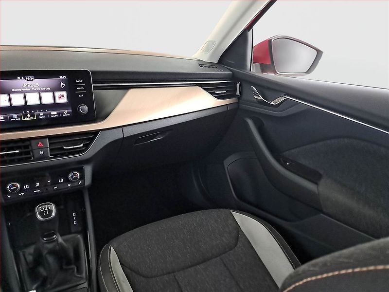 Škoda Scala (2020) Style 1.0 TSI, Serv.kniha - fotka 8 z 19