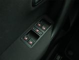 Volkswagen Polo (2014) Comfortline 1.2 TSI - náhled 15