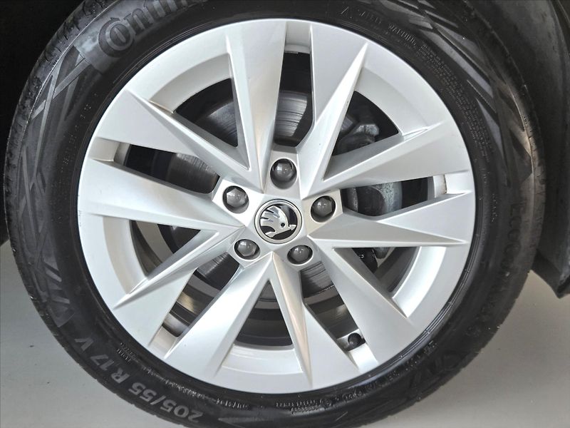 Škoda Octavia 1,5 eTSi 110kW DSG Style Plus - fotka 21 z 25