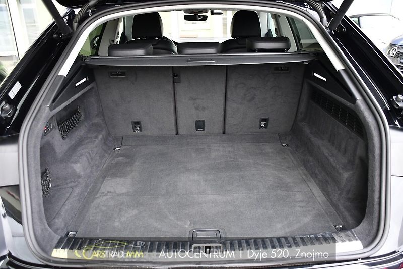 Audi Q8 50 TDI  - fotka 49 z 59
