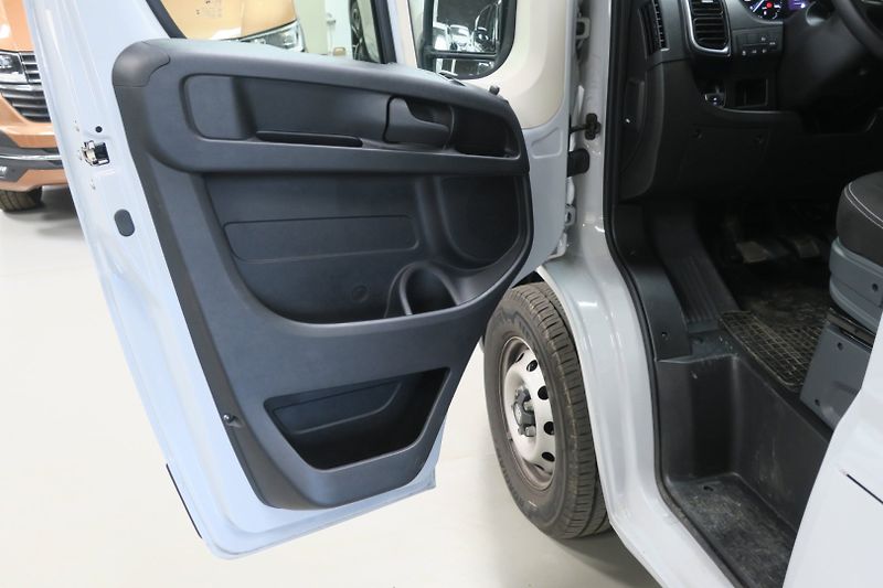 Fiat Ducato (2025) FULLVANS 2,2MTJ 140k L2H2 - fotka 7 z 50