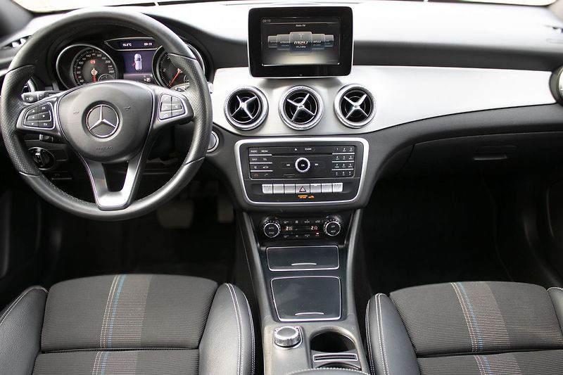 Mercedes-Benz CLA Doložitelný servis, nové letní - fotka 10 z 36