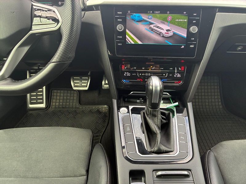 Volkswagen Arteon Shooting Brake (2022) R-LINE 2.0TDI 110kW DSG CZ DPH - fotka 10 z 11