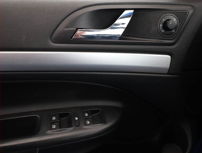Škoda Octavia (2010) RS 2.0 TSI, Navi, Xenony - fotka 10 z 12