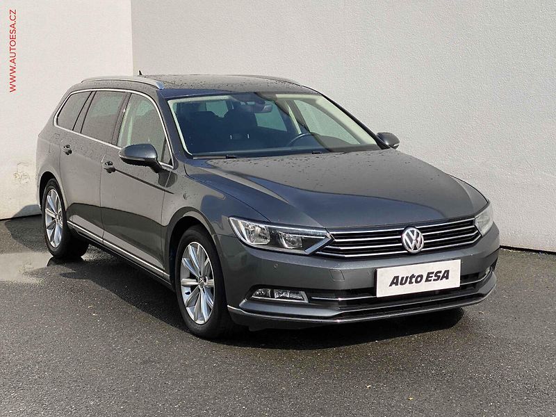 Volkswagen Passat (2016) 2.0 TDi, Highline, panor - fotografie inzerátu