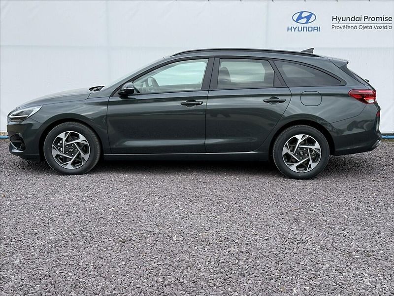 Hyundai i30 1,6 T-GDI 110kW DCT Go Czech - fotka 3 z 23