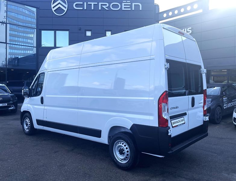 Citroën Jumper (2026) Furgon 4-35 L3H3 2.2 BHDi 180 - fotka 6 z 18
