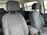 Volkswagen Touran Highline 2.0TDi DSG ČR odp.DPH - náhled 40