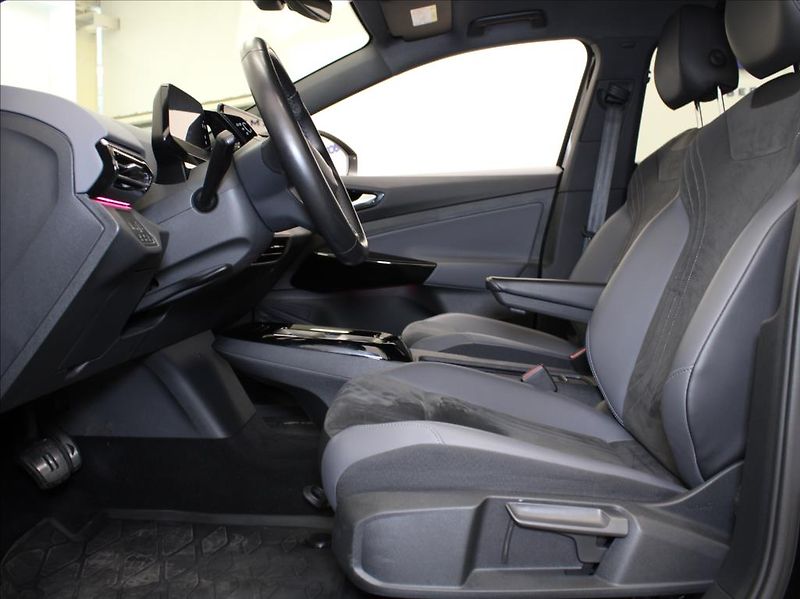 Volkswagen ID.4 0,0 77kWh 150kW 1.maj.ČR.Tažné - fotka 6 z 25