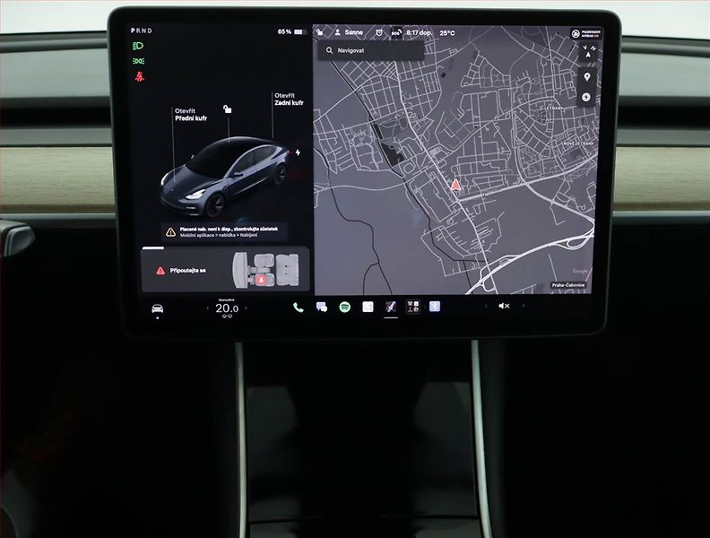 Tesla Model 3 (2019) Long Range 4WD 82kWh, SoH 86% - fotka 12 z 22