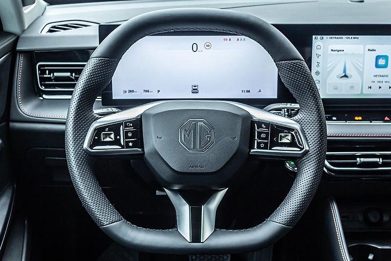 MG HS (2026) 1,5 TGI PHEV  Exclusive - fotka 14 z 19