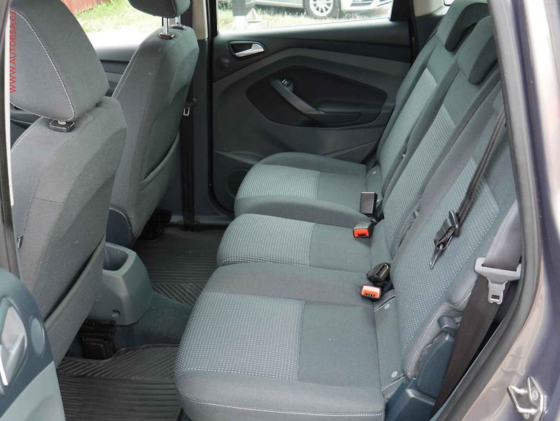 Ford C-MAX (2012) 1.6i, AC, tažné - fotka 10 z 18