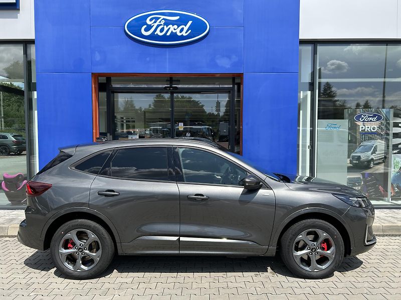 Ford Kuga ST-Line X 2.5 PHEV 178 kW - fotka 4 z 39
