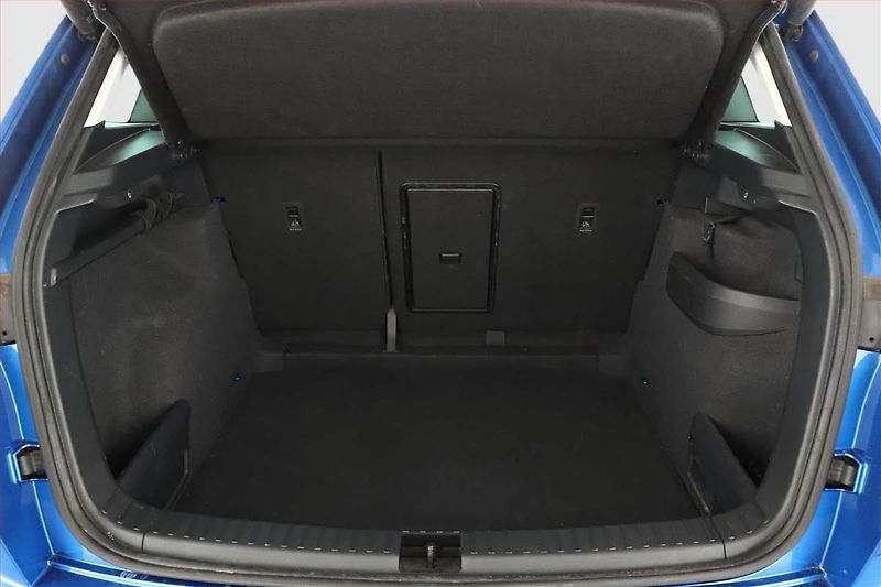 Škoda Karoq (2025) 1.5 TSI, Drive, Matrix FullLed - fotka 11 z 16