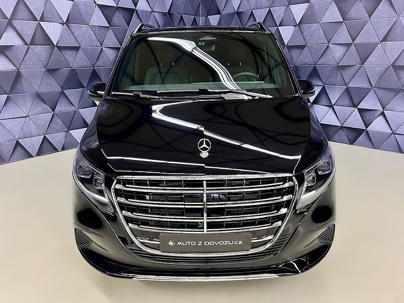 Mercedes-Benz Třídy V 300d 4M AMG LUXURY, AIRMATIC - fotka 2 z 34