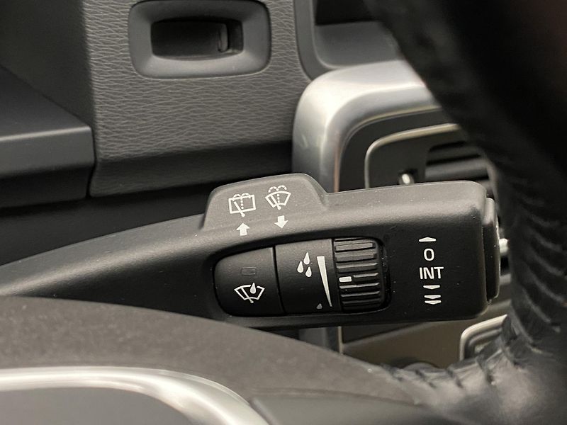 Volvo V60 D2 SUMMUM AUT - fotka 22 z 44
