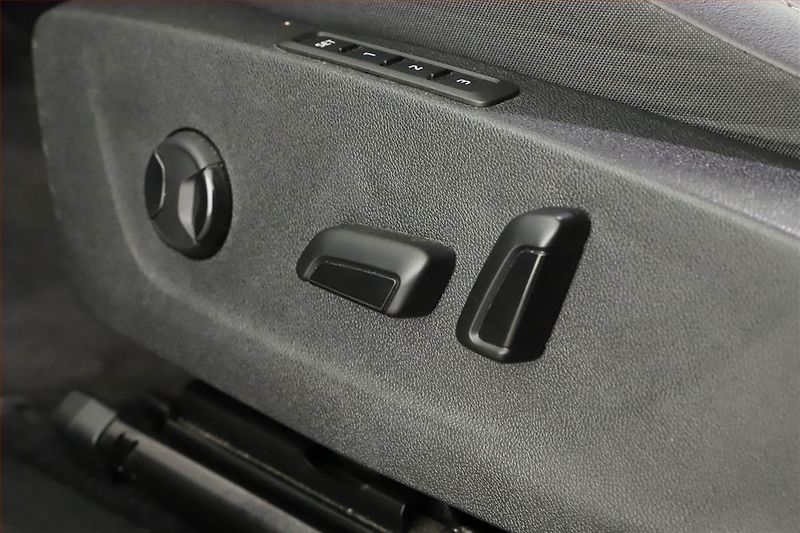 Škoda Enyaq (2021) iV 80 (82 kWh), SoH 95% - fotka 10 z 20