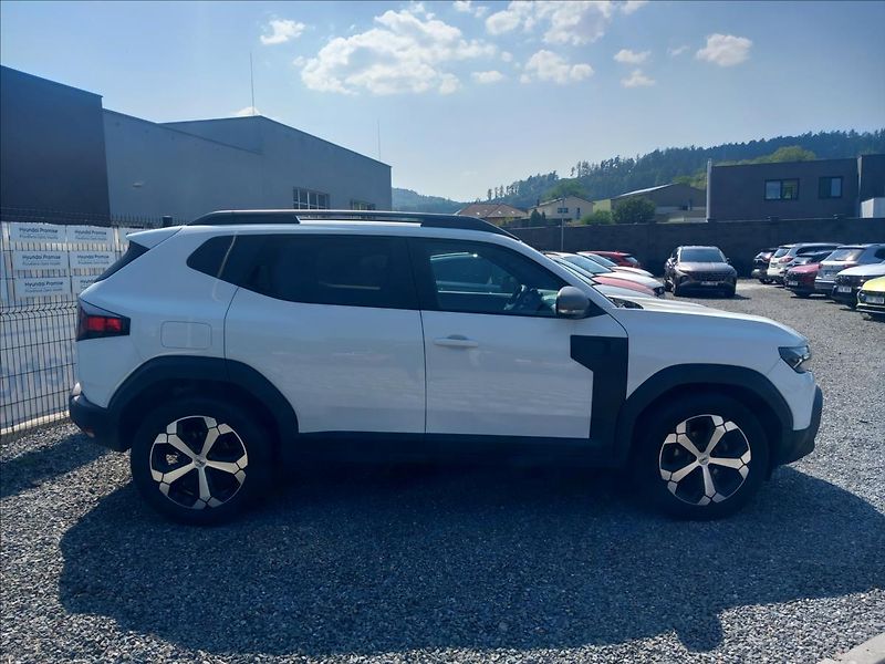Dacia Duster 1,0 TCe LPG 1. maj. - fotka 5 z 22