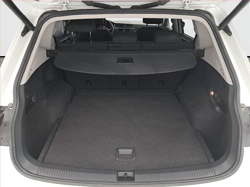 Volkswagen Tiguan Allspace (2018) 1.4 TSI, Tempomat - fotka 13 z 18