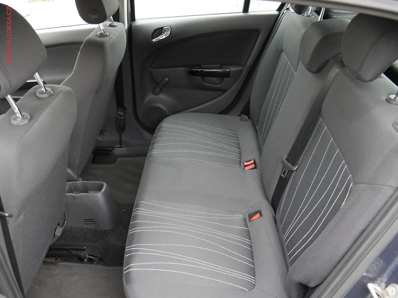 Opel Corsa (2008) 1.3CDTi, AC, výhřev sed - fotka 10 z 19