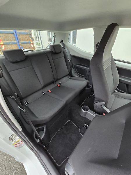 Volkswagen up! CNG KAMERA + DIGIKLIMA ČR - fotka 22 z 33