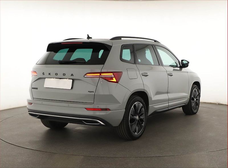 Škoda Karoq (2022) Sportline 2.0 TDI - fotka 5 z 23