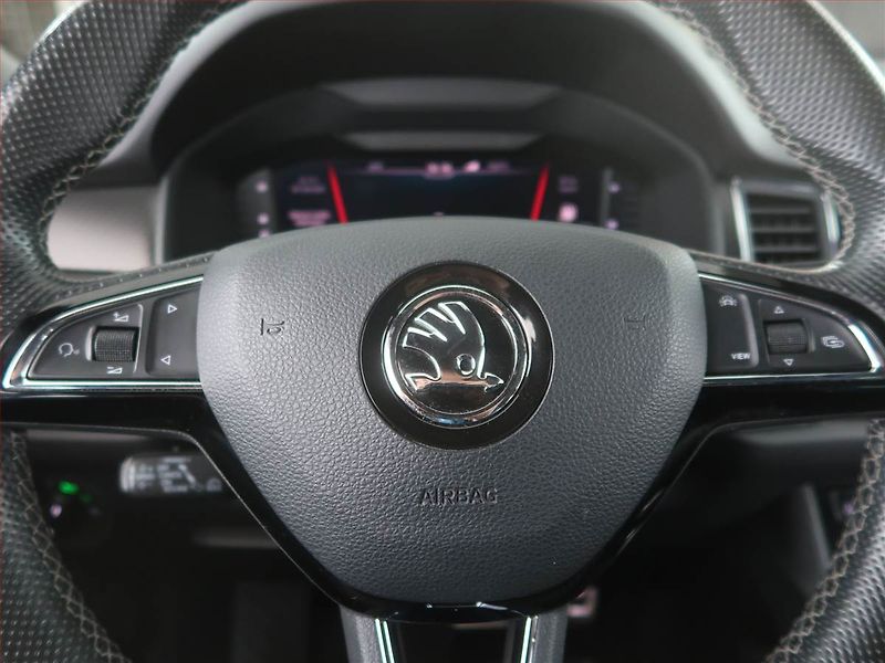 Škoda Kodiaq (2018) Sportline 2.0 TDI 4x4 - fotka 16 z 30