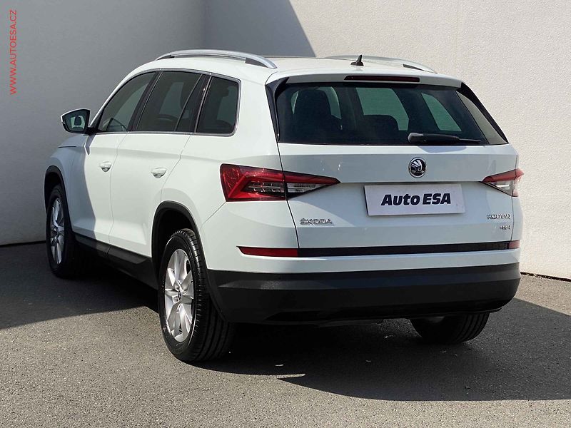 Škoda Kodiaq (2017) 2.0 TDi 4x4, Style, DSG, LED - fotka 6 z 21