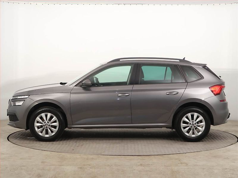 Škoda Kamiq (2022) Ambition 1.0 TSI, Serv.kniha - fotka 3 z 14