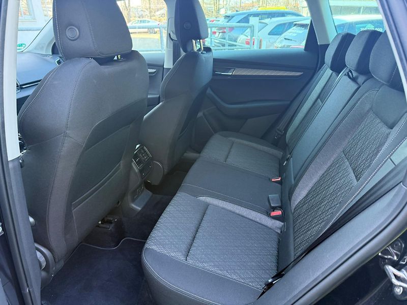 Škoda Karoq Style 2.0TDI 110kw DSG 4x4 - fotka 19 z 22
