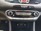Hyundai i30 1.0 T-GDI/88kW Trikolor komfor - náhled 15