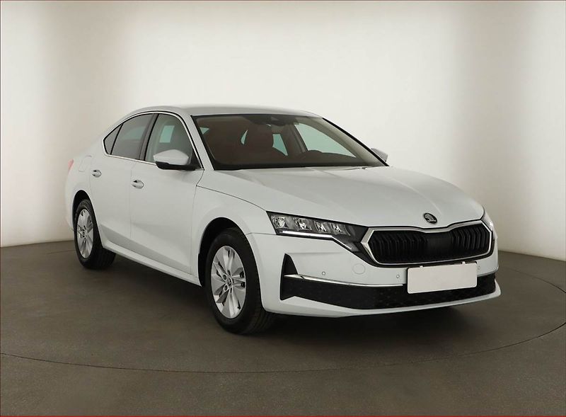 Škoda Octavia (2024) Top Selection 1.5 eTSI mHEV - fotografie inzerátu