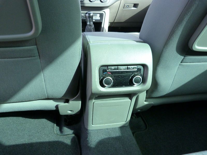 Seat Alhambra 2.0 Tdi - fotka 18 z 31