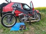 Závody Socialistik Dragster.